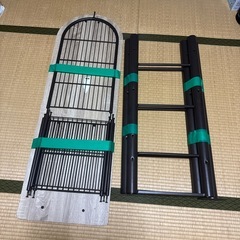 シンプルデザイン カウンターテーブル 折りたたみチェア 3点セットの画像