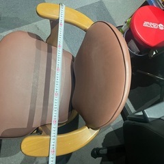 2脚セット　2000円　回転ダイニングチェアの画像
