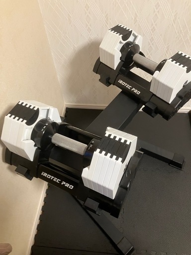 アイロテック　可変式ダンベル2kg〜20kg スタンド付