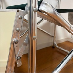 【2脚セット】Coleman コールマン アルミキャプテンチェア キャンプ用品 チェア 椅子（テーブル付き）の画像