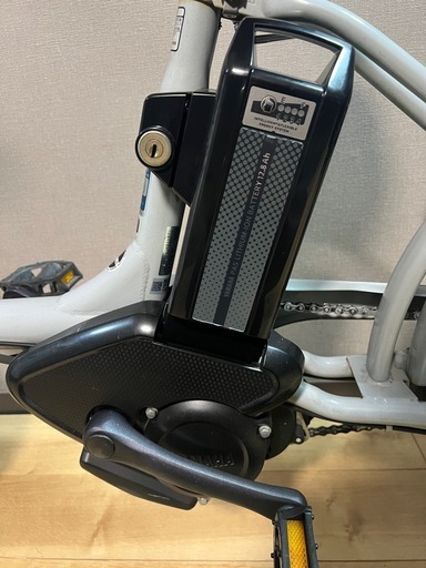 美品✨ ブリヂストン電動自転車、バッテリー12.8Ah