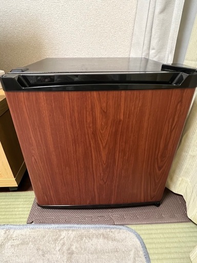アイリスオーヤマ　冷蔵庫　　　