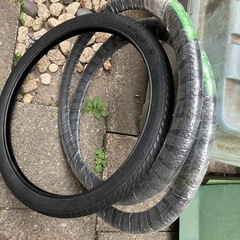 自転車タイヤ 20インチ 3本セット 未使用品の画像