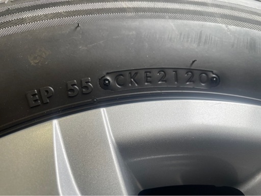 ハイエース　純正　タイヤ　新車外し