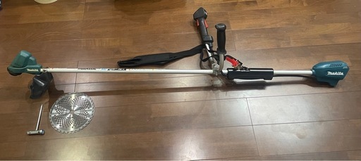 MUR190UDRG  充電式草刈機　本体とチップスソ
のみ