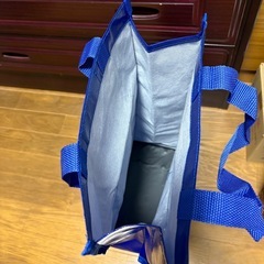 コロ付きバックの画像