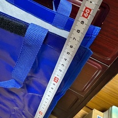 コロ付きバックの画像