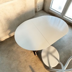 【廃盤】IKEAインガートルプ　白　伸縮テーブル　ダイニングテーブル　ホワイト　丸テーブル　円形テーブル　エクステンションテーブルの画像
