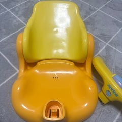 アプリカ   お風呂用椅子の画像