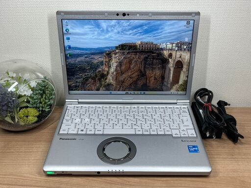 限定品＞0362 軽量 Panasonic レッツノート CF-SV1  NVMe  8GB/256 第11世代　Office2024 ノートPC