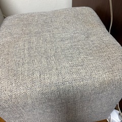 スツール　　　　
の画像