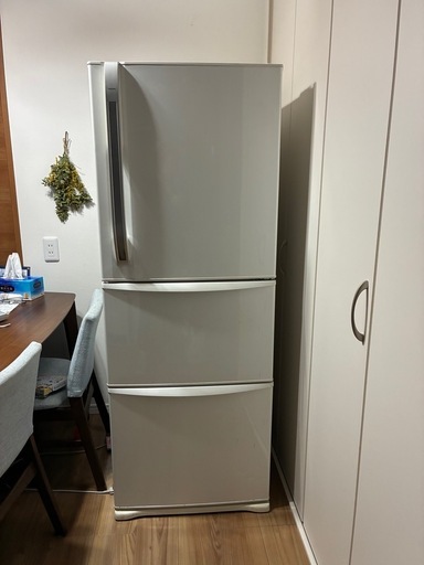 東芝ノンフロン冷凍冷蔵庫340L (Ari) ゆめみ野のキッチン家電《冷蔵庫 