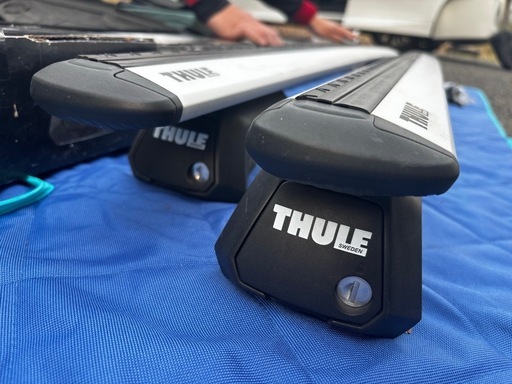 ［値下げ］THULE WingBar Evo 127 + 7104（ベンツGL使用)
