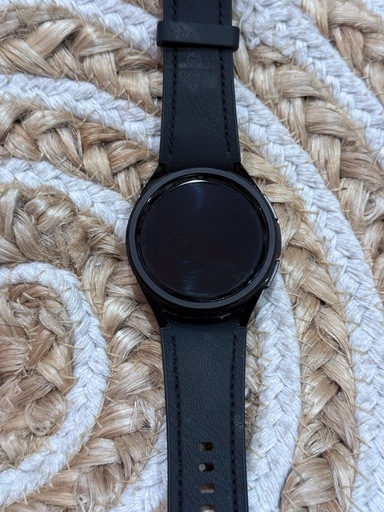 Samsung Galaxy Watch6 Classic 43mm ブラック SM-R950 ほぼ未使用　スマートウォッチ・腕時計