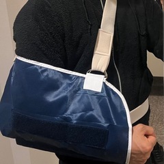 【未使用】整形外科推奨！肩の固定装具　(左右両用)の画像