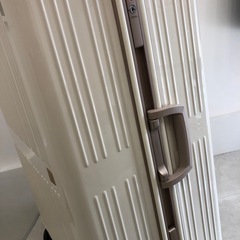 キャリーケースLLの画像