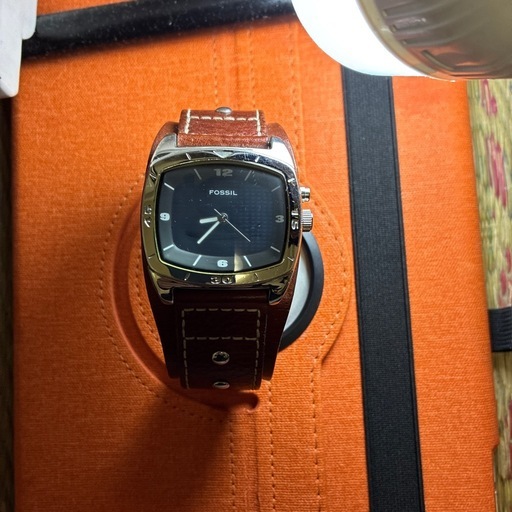Fossil（フォッシル）の「KALEIDO（カレイド）」シリーズ、モデル番号「AM3695」