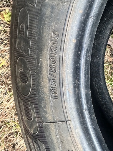 ハイエース夏タイヤ　195/80/R15【4本セット】