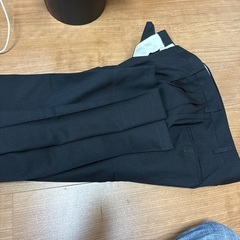 ズボン４点の画像