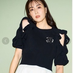 CELFORDの肩フリルニットプルオーバーです☺️の画像