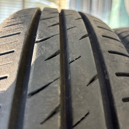 中古タイヤ　165/60R14  ROADSTONE