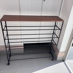 山崎実業 tower 天板付きシューズラック タワー 5段 キャスター付 W90の画像