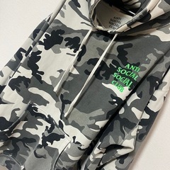 ANTI SOCIAL SOCIAL CLUB 迷彩 スウェット パーカーの画像
