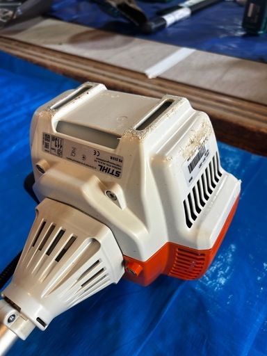 STIHL  FS235 　草刈機　仮払機