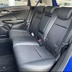 フィット　ハイブリッド　車検2年付き　距離10.4万ｋｍの画像