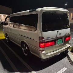 100系ハイエースリミテッド（ディーゼルターボ）の画像