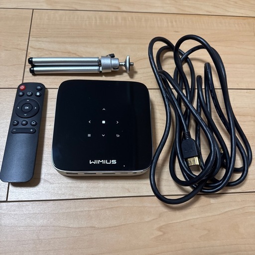 WIMIUS Q3 モバイルプロジェクター