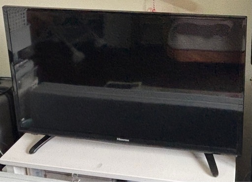 【美品】液晶テレビ　ハイセンス 32V型 ハイビジョンLED液晶テレビ　Hisense