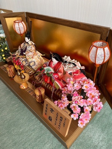 雛人形　親王飾り