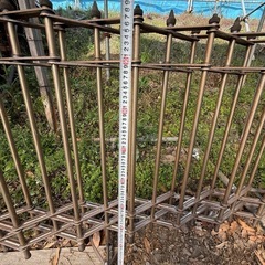 【伸縮門扉 約3.7m】アコーディオン門扉 キャスター付き 鍵付き フェンス ゲート 外構 DIYの画像