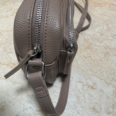 ショルダーバッグの画像