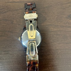 べっ甲柄レディース時計の画像