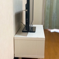 Hisense テレビ テレビ台の画像