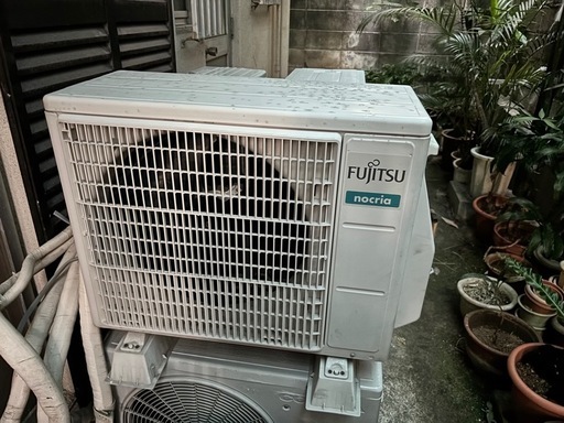 FUJITSU 冷暖房エアコン2.2k 標準設置まで込みです