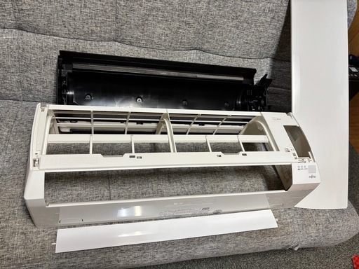 FUJITSU 冷暖房エアコン2.2k 標準設置まで込みです