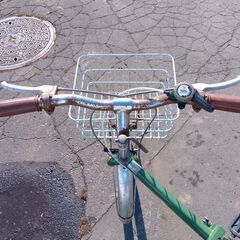 【超中古＊サビだらけ＆不具合多数】折り畳み２０インチ自転車（かご付）の画像
