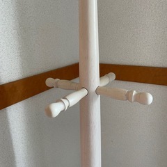 コートラック　木製の画像