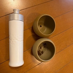 【お渡しする方決まりました】鉢　２つ の画像