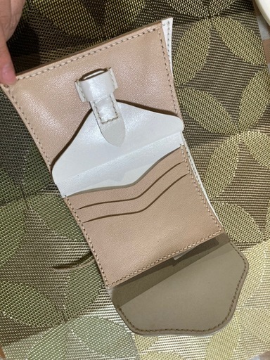 オーダーメイド?レザー2つ折り財布