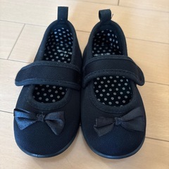 冠婚葬祭　　女の子の靴の画像