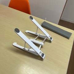 PCスタンドの画像