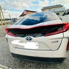 トヨタプリウスPHVの画像