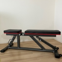 トレーニングベンチと可変ダンベル(2.3kg〜20kg)1セットの画像