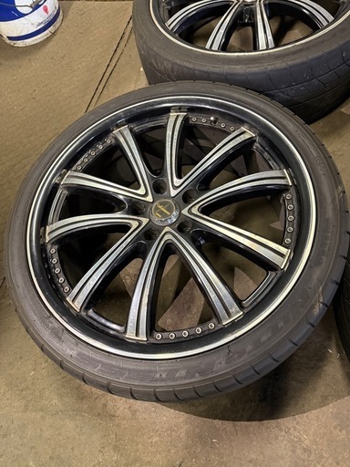 Avanzar ホイールタイヤ付き4本セット 20インチ 8J+45