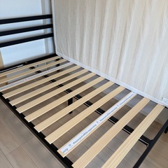 セミダブルベッド(布団、マットレス付)の画像