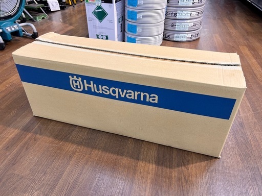 ハスクバーナー Husqvarna チェンソー チェーンソー 剪定 庭作業 林業 未使用 【11149978】